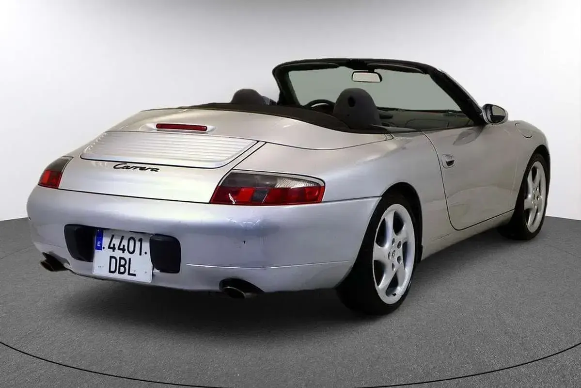 Usado Porsche 911 Carrera Cabriolet 300 CV (220 kW) 2000 Gris / plata Descapotable