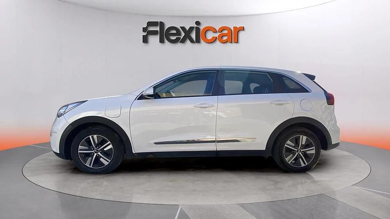 Usado Kia Niro 141 HP (103 kW) 2018 Branco SUV