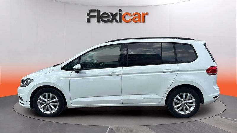 Usado VW Touran Business 116 CV (85 kW) 2019 Blanco Monovolumen