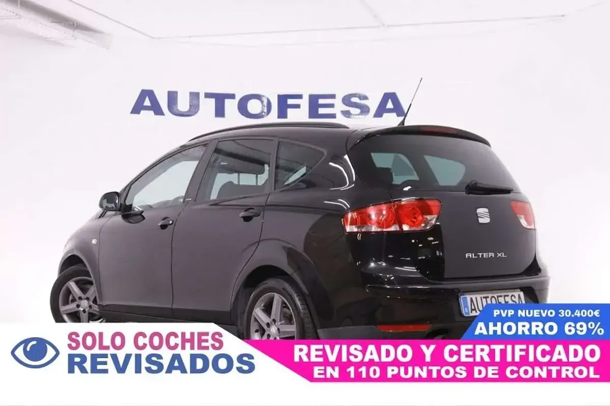 Usado Seat Altea I-Tech 105 CV (77 kW) 2015 Negro Familiar