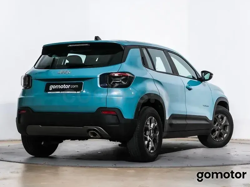 Usado Jeep Avenger Longitude 100 HP (73 kW) 2023 Azul SUV