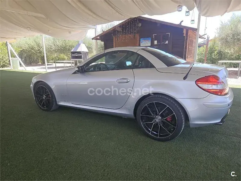 Usado Mercedes SLK200 163 CV (119 kW) 2006 Gris / plata Descapotable