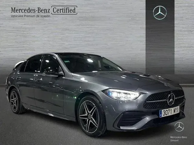 Usado Mercedes C300e 313 CV (230 kW) 2024 Gris selenita