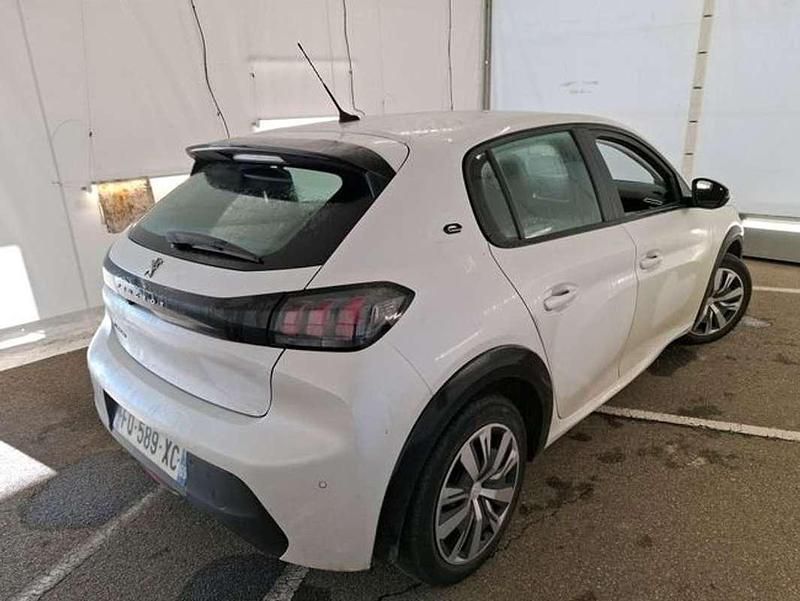 Usado Peugeot 206 Active 100 kW (137 CV) 2020 Blanco Berlina