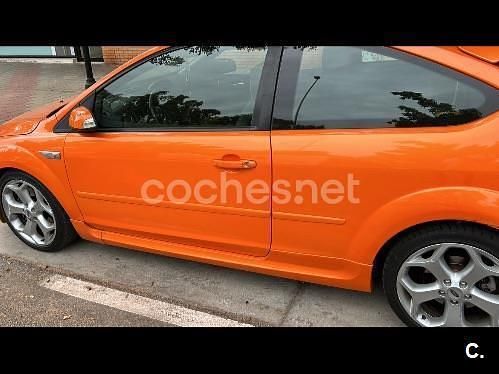 Naranja Usado 2007 Ford Focus ST Berlina | 9500 € (Buen precio) - Imagen 1/4
