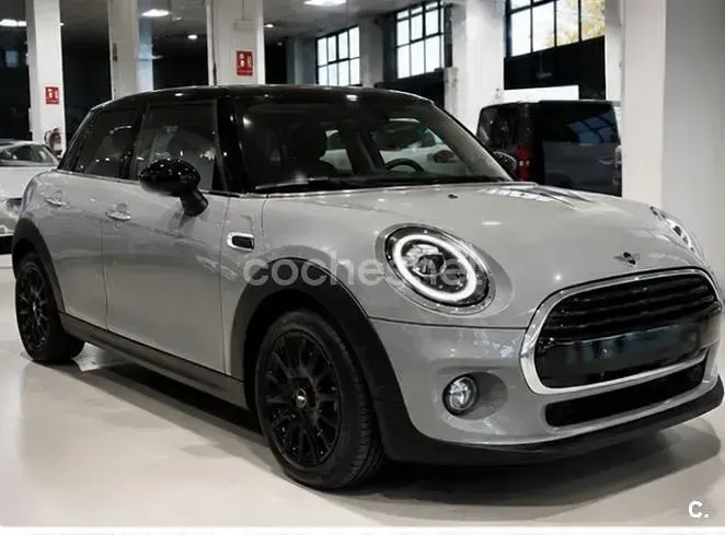 Usado Mini Cooper 136 CV (100 kW) 2020 Gris / plata Utilitario