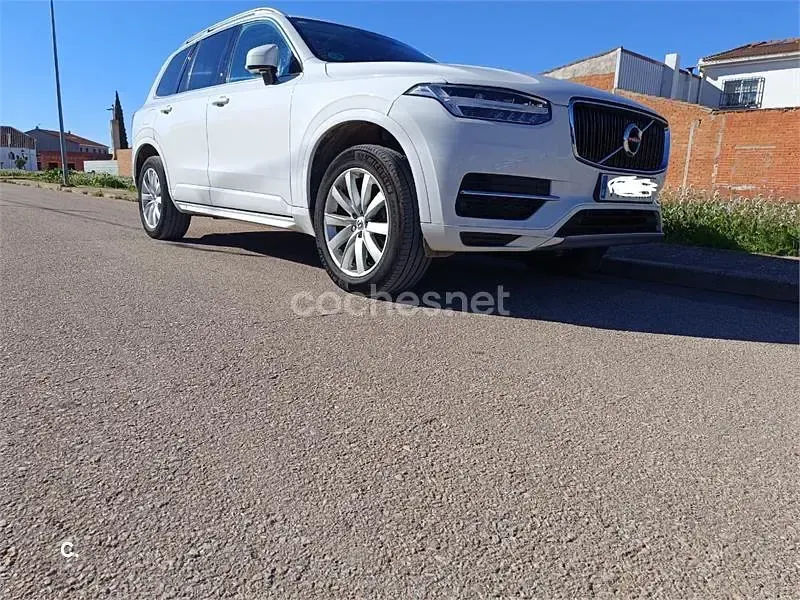 Usado Volvo XC90 Momentum 190 CV (139 kW) 2018 Blanco SUV