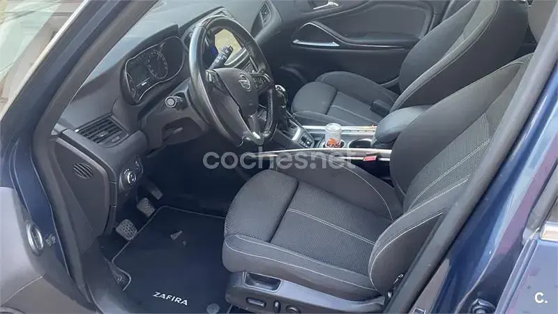 Usado Opel Zafira Excellence 134 CV (98 kW) 2017 Azul Monovolumen