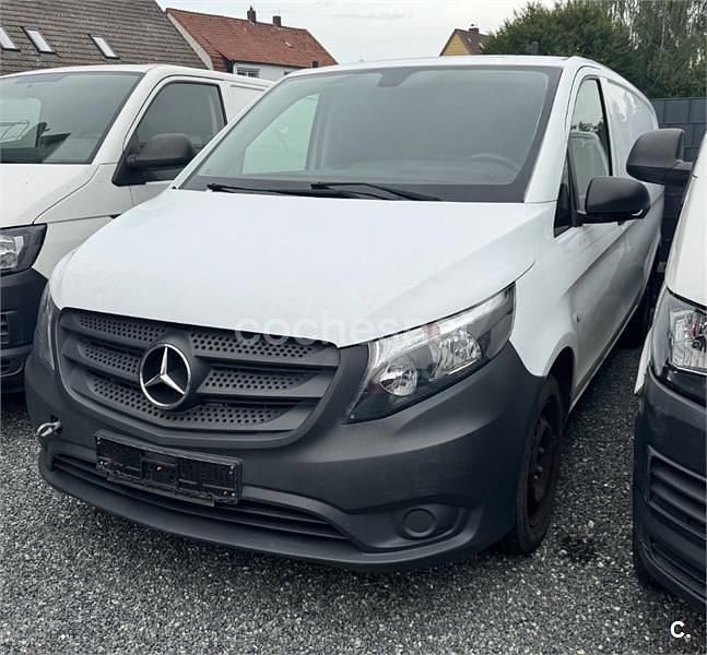 Usado Mercedes Vito Marco Polo 88 CV (64 kW) 2019 Blanco Van
