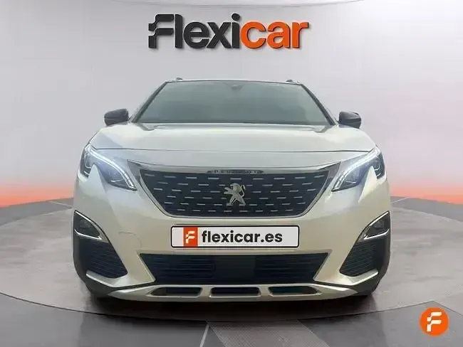 Usado Peugeot 5008 Active 130 CV (95 kW) 2019 Blanco SUV