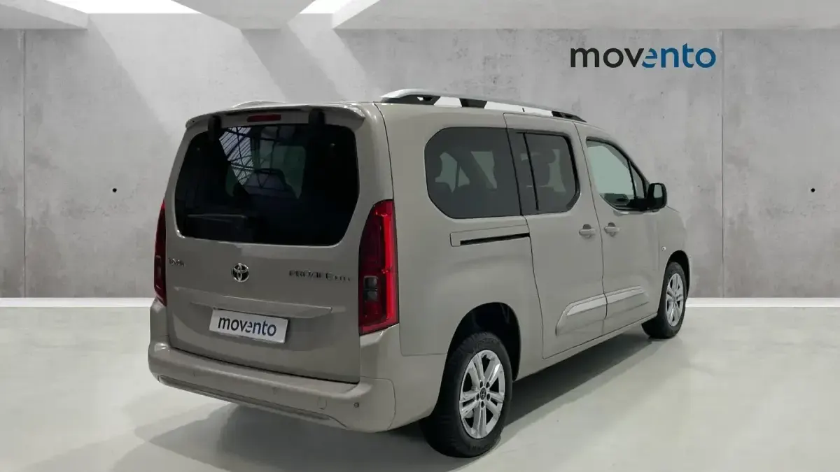 Usado Toyota Proace Verso Active 131 CV (96 kW) 2021 Blanco Familiar