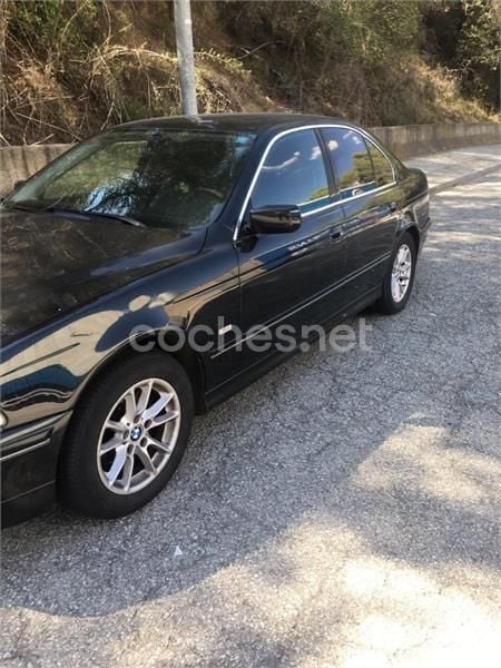 Negro Usado 2003 BMW 525 Berlina | 1200 € (Super precio) - Imagen 1/4