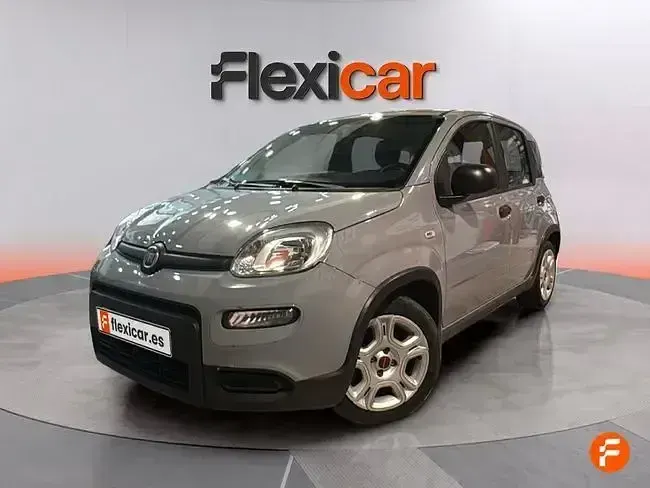 Usado Fiat Panda 70 CV (51 kW) 2023 Gris Utilitario