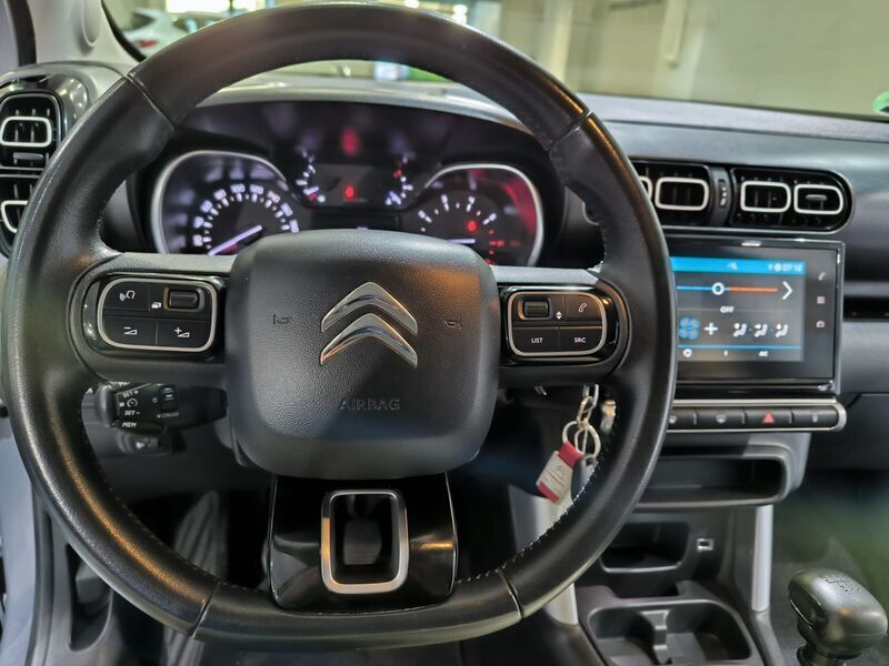Usado Citroën C3 Aircross Feel 110 CV (80 kW) 2020 Gris SUV