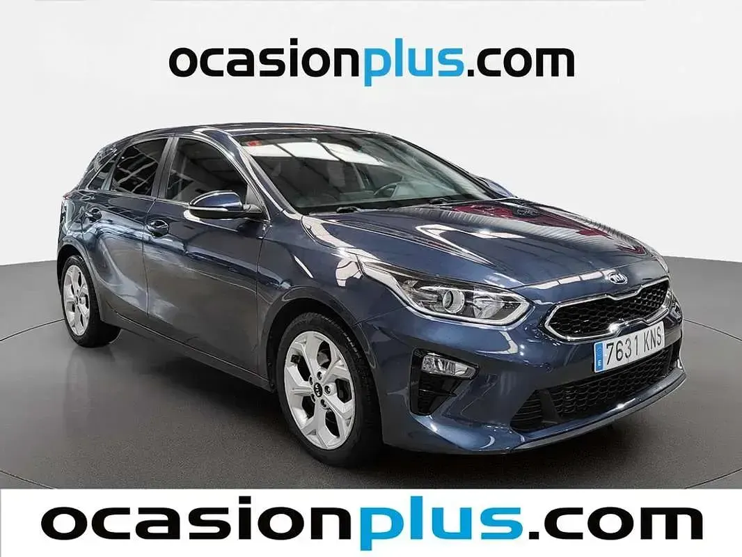 Usado Kia Ceed 120 CV (88 kW) 2018 Azul Utilitario