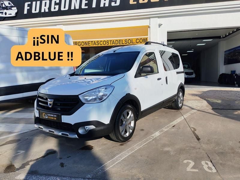 Usado Dacia Dokker 90 CV (66 kW) 2015 Blanco Monovolumen