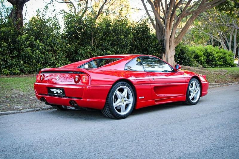 Usado Ferrari F355 380 CV (279 kW) 1997 Rojo Coupe