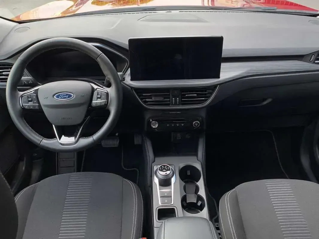 Begagnad Ford Kuga Active 184 HK (135 kW) 2024 Röd SUV