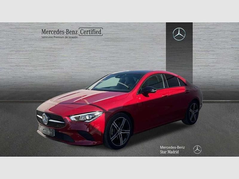 Rojo Usado 2023 Mercedes CLA200 Berlina | 32.990 € (Super precio) - Imagen 1/4