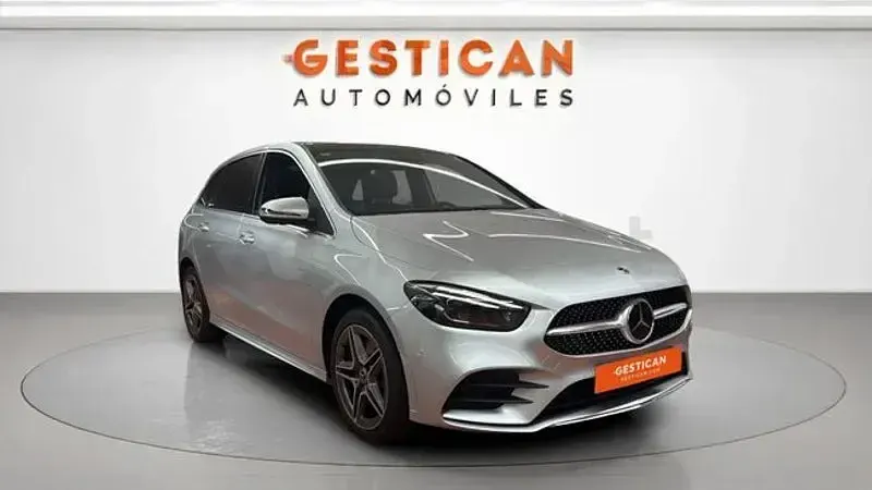 Usado Mercedes B250e 218 CV (160 kW) 2022 Gris / plata Monovolumen