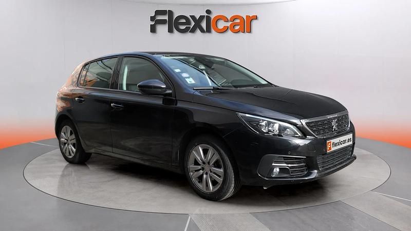 Usado Peugeot 308 Active 110 CV (80 kW) 2021 Negro Utilitario