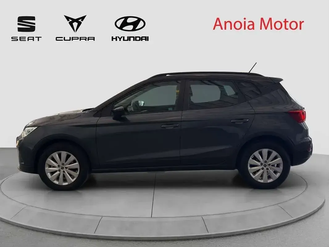 Usado Seat Arona Style 116 CV (85 kW) 2025 Gris SUV