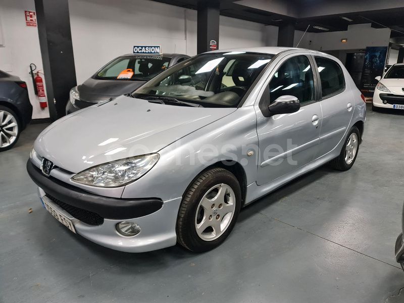 Gris / plata Usado 2007 Peugeot 206 Berlina | 3499 € (Precio justo) - Imagen 1/4