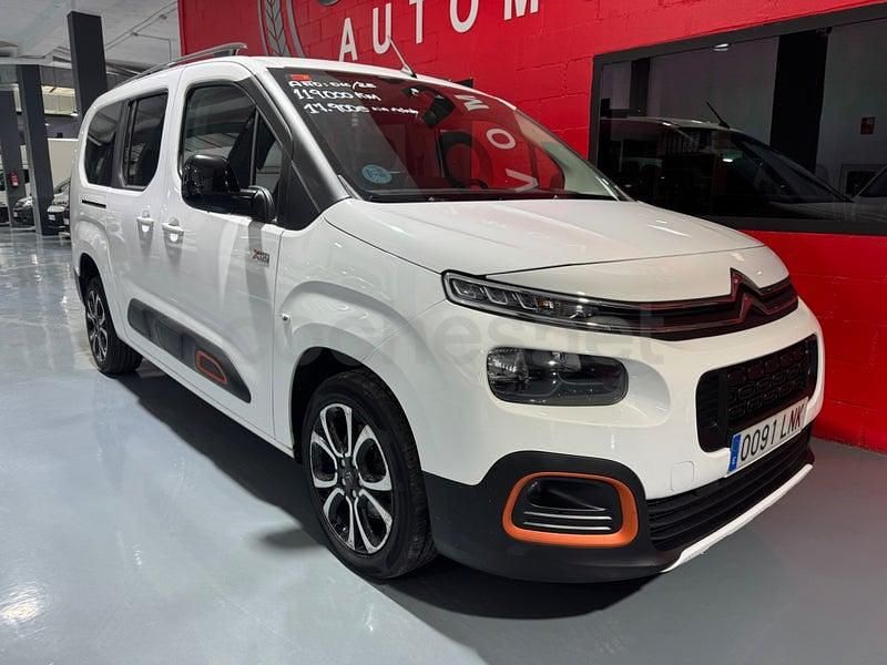 Usado Citroën Berlingo Shine 102 CV (75 kW) 2021 Blanco Monovolumen