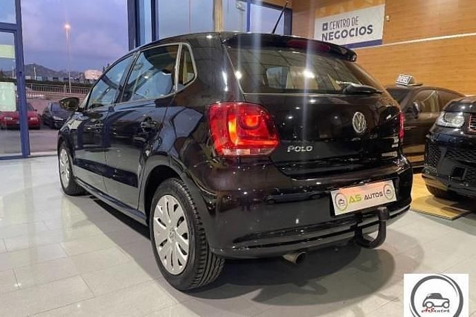 Usado VW Polo Comfortline 90 HP (66 kW) 2010