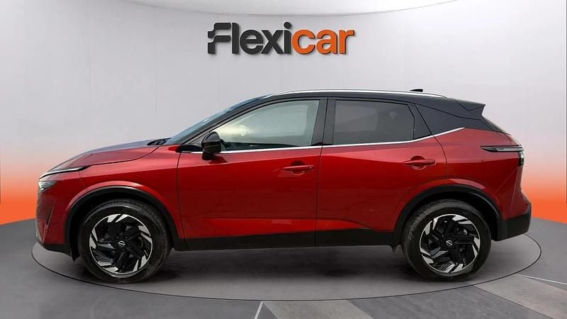 Käytetty Nissan Qashqai N-Connecta 158 HP (116 kW) 2024 Punainen Katumaasturi