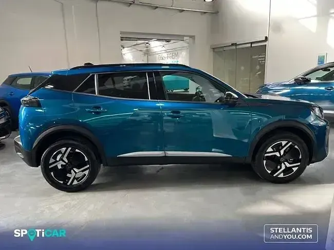 Usado Peugeot 2008 Allure 145 CV (106 kW) 2025 Azul SUV