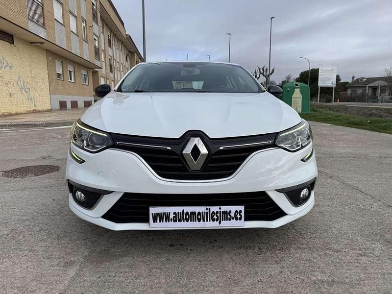 Usado Renault Mégane IV Business 116 CV (85 kW) 2020 Blanco Utilitario