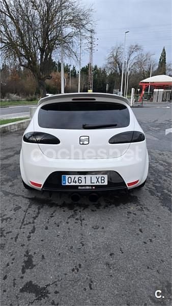 Usado Seat Leon CUPRA 240 CV (176 kW) 2007 Blanco Utilitario