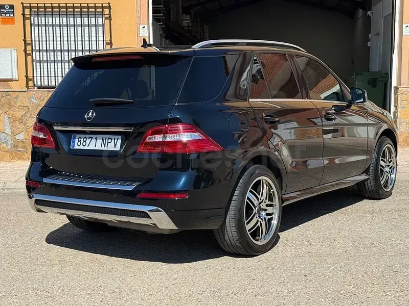 Usado Mercedes ML350 AMG Edition 1 258 CV (189 kW) 2012 Negro SUV