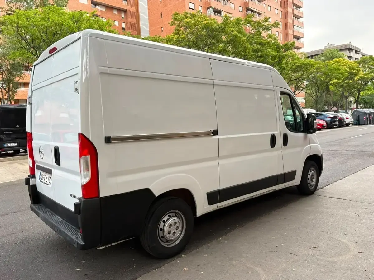 Usado Opel Movano 120 CV (88 kW) 2022 Blanco Van