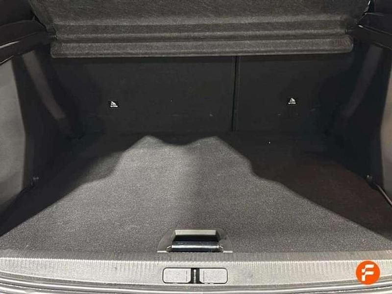 Naranja Usado 2023 Peugeot 2008 GT SUV | 16.790 € (Super precio) - Imagen 1/4