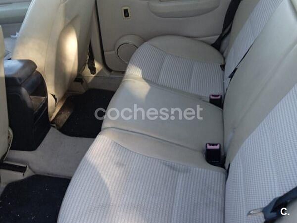 Usado Mercedes B200 136 CV (100 kW) 2006 Negro Monovolumen