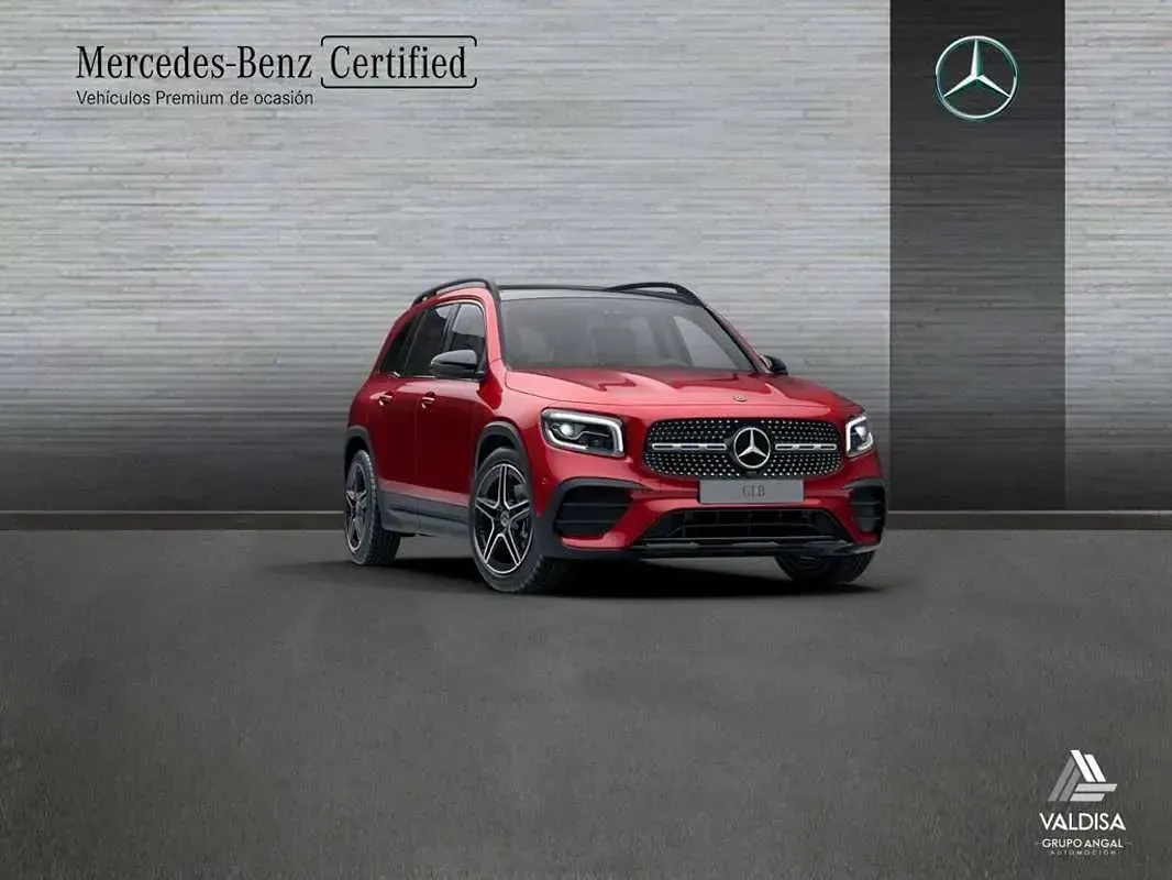 Usado Mercedes GLB200 150 CV (110 kW) 2024 SUV