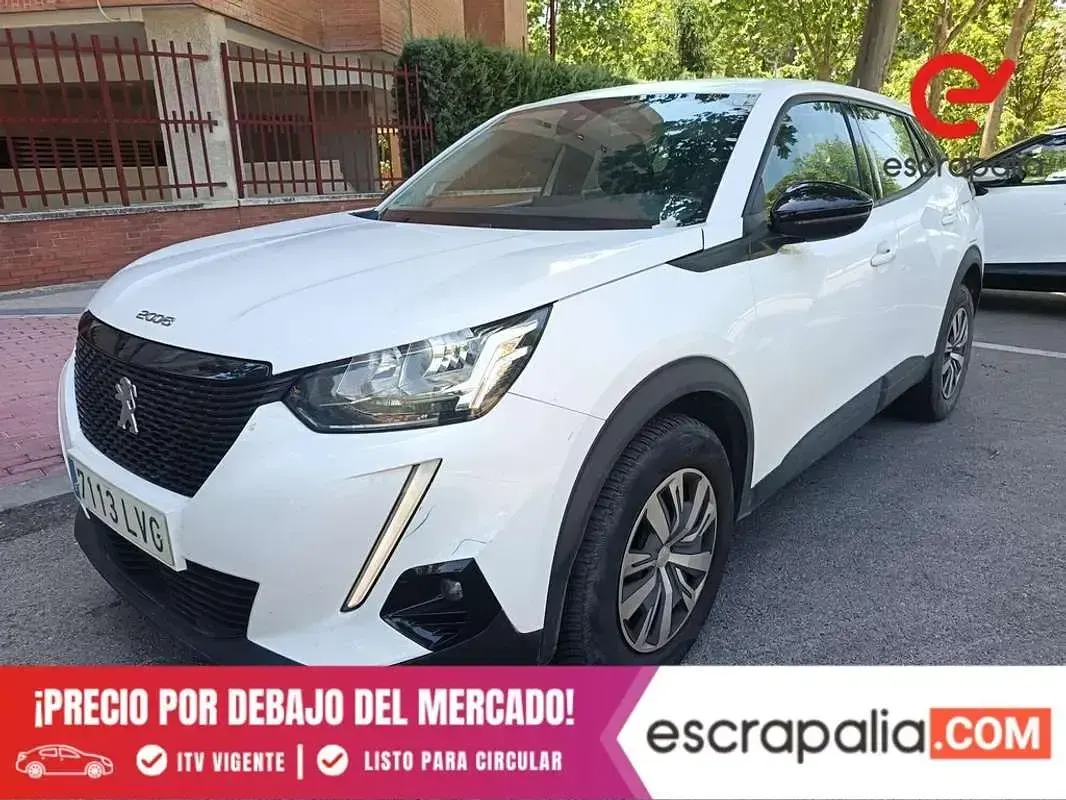 Usado Peugeot 2008 Active 101 CV (74 kW) 2021 Blanco SUV