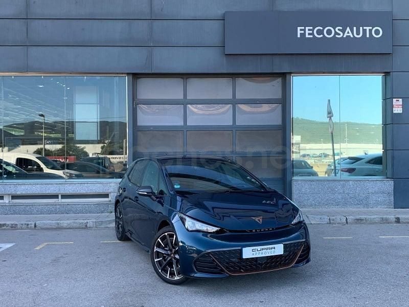 Begagnad Cupra Born e-Boost 169 kW (231 HK) 2024 Eléctrico Halvkombi