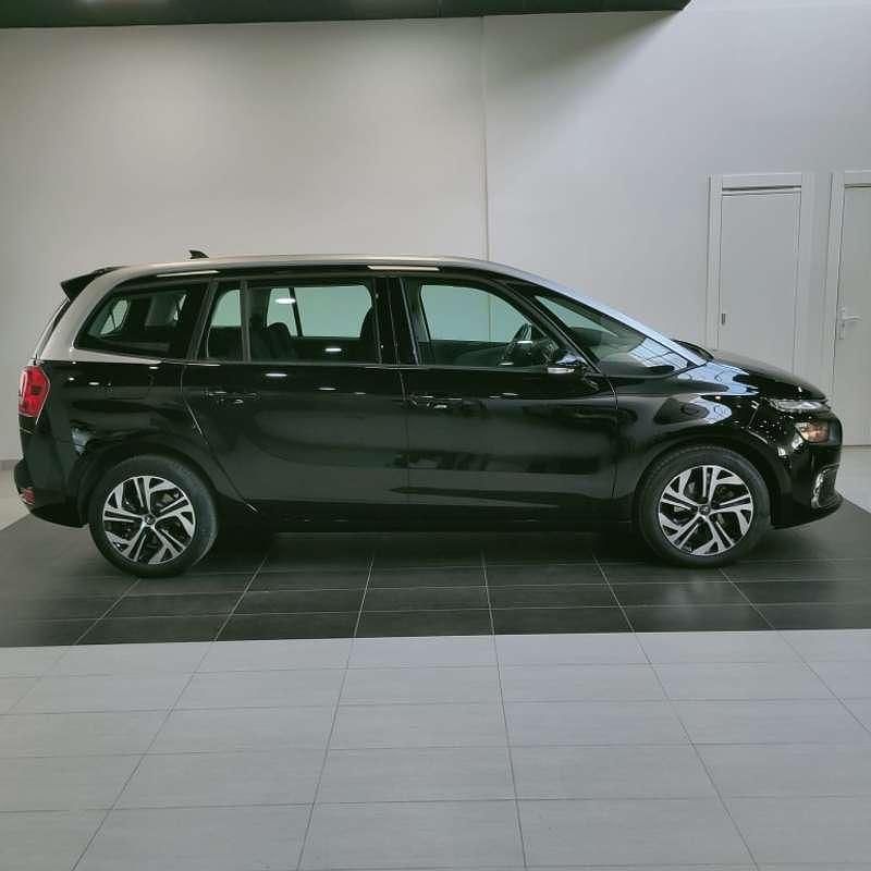 Usado Citroën C4 SpaceTourer PureTech 131 CV (96 kW) 2021 Negro Monovolumen