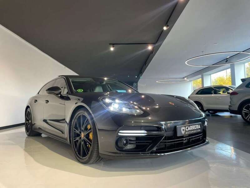 Gris Usado 2019 Porsche Panamera Turbo Sport Turismo Berlina | 78.990 € - Imagen 1/4