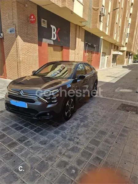 Usado Citroën C4 Feel 110 CV (80 kW) 2022 Gris / plata Berlina