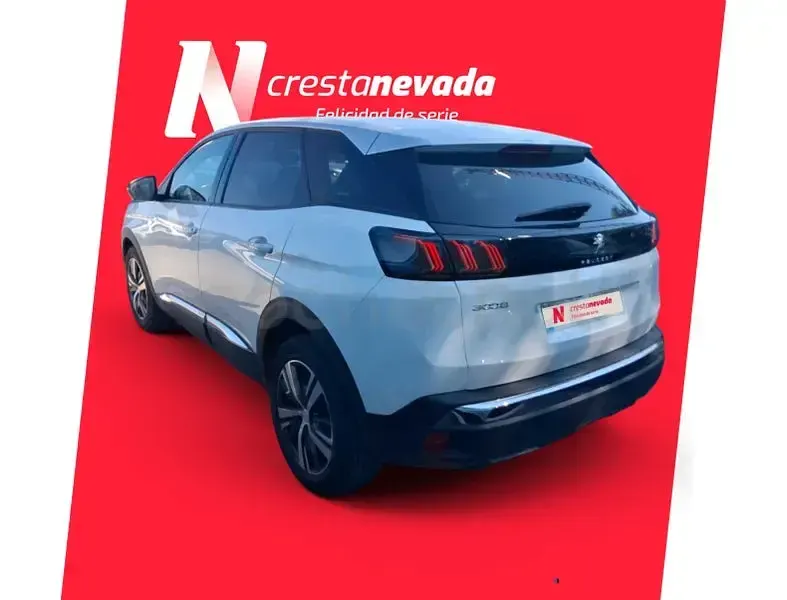 Usado Peugeot 3008 Allure 130 CV (95 kW) 2024 Blanco SUV