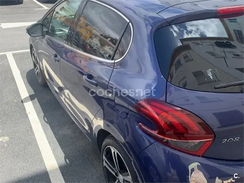 Usado Peugeot Partner Tepee Active 100 CV (73 kW) 2015 Azul Monovolumen