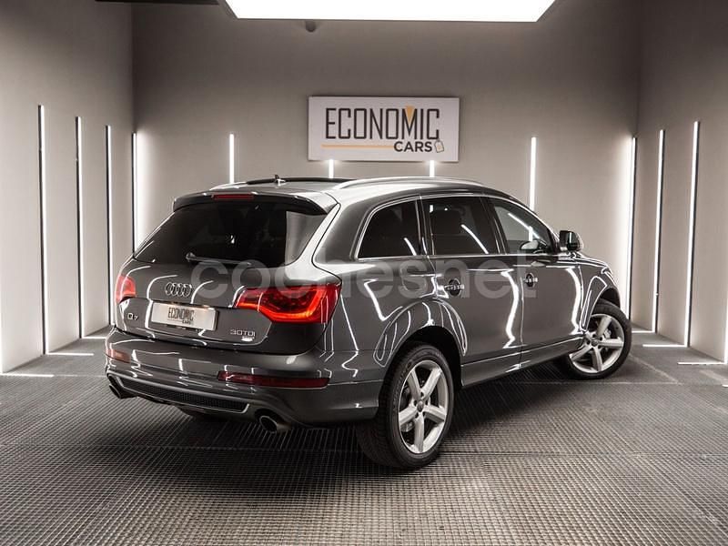 Gris / plata Usado 2009 Audi Q7 Ambition SUV | 21.999 € (Caro) - Imagen 1/4