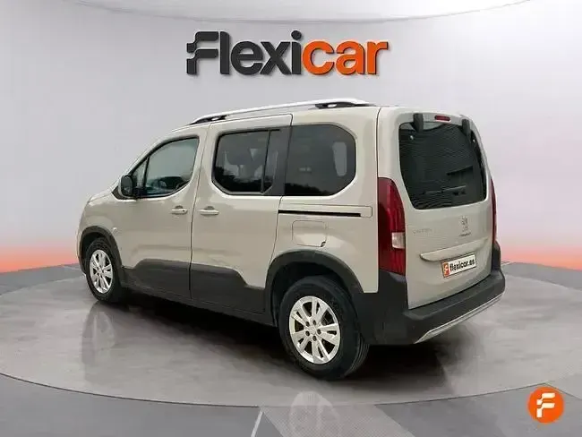 Usado Peugeot Rifter Allure 130 CV (95 kW) 2019 Gris Monovolumen
