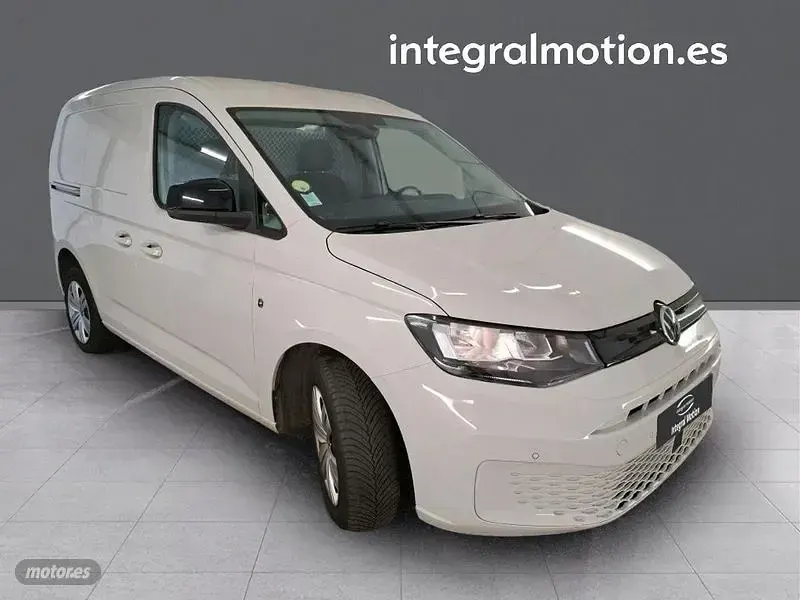 Usado VW Caddy Business+ 102 CV (75 kW) 2022 Blanco Monovolumen