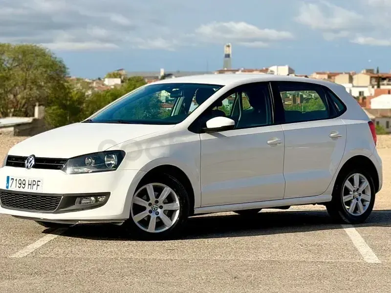 Usado VW Polo Sport 90 CV (66 kW) 2013 Blanco Utilitario