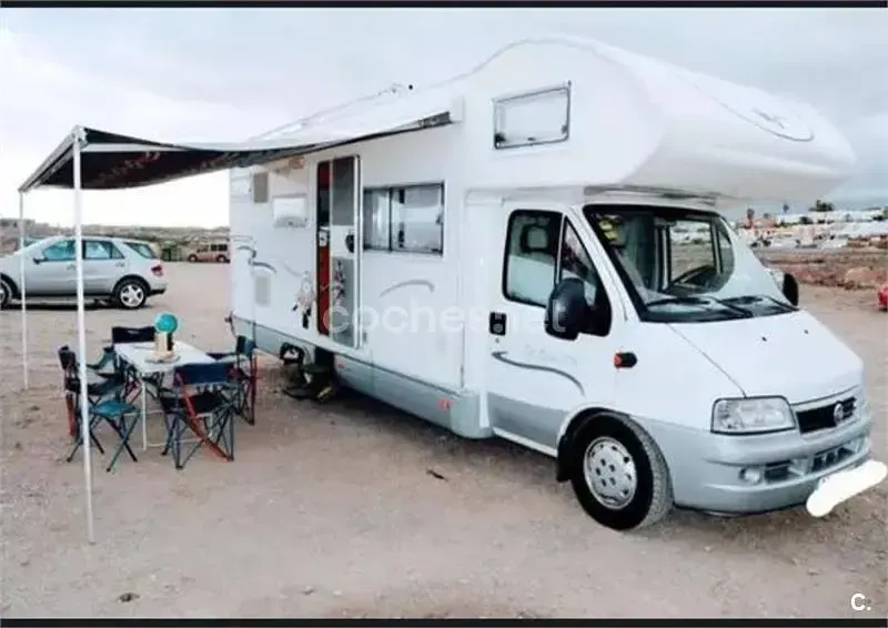 Usado Fiat Ducato 112 CV (82 kW) 2000 Blanco Van